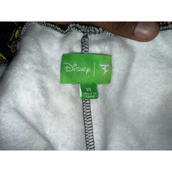 Faze x Disney Character Camo All Over Print Men’s Shorts XL - Picture 3 of 3